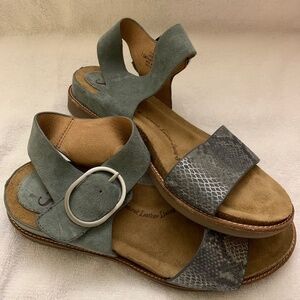 New Sofft Bali Womens Sandals US 7.5